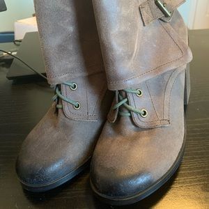 Brand New Fergie brown boot